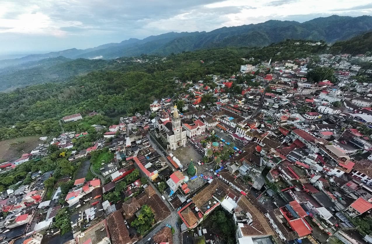 Vista aérea de Cuetzalan del Progreso, Puebla — Sierra Norte